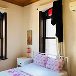 Pastor Historical Apart-Hotel The Gulf Of Izmir